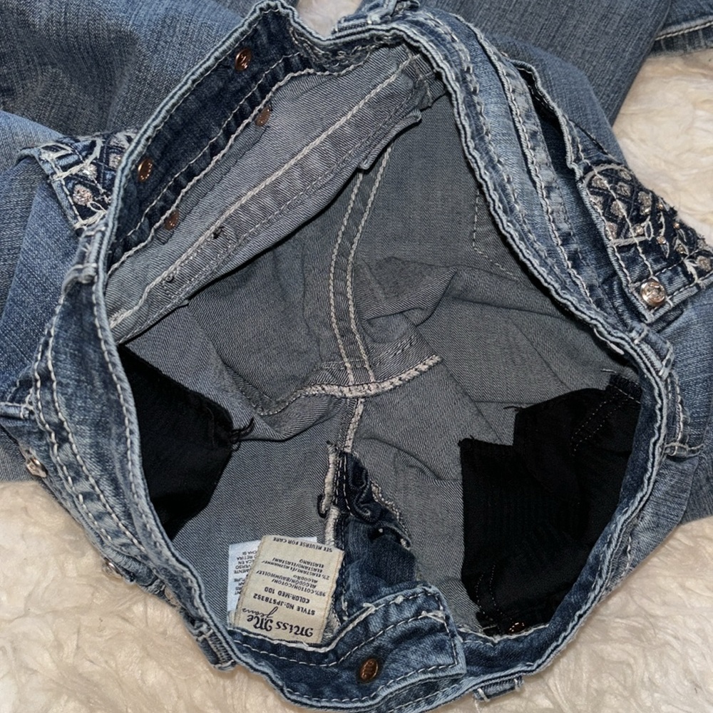 Miss Me Fleur De Lis Skinny Denim, Size 28 - Picture 13 of 16